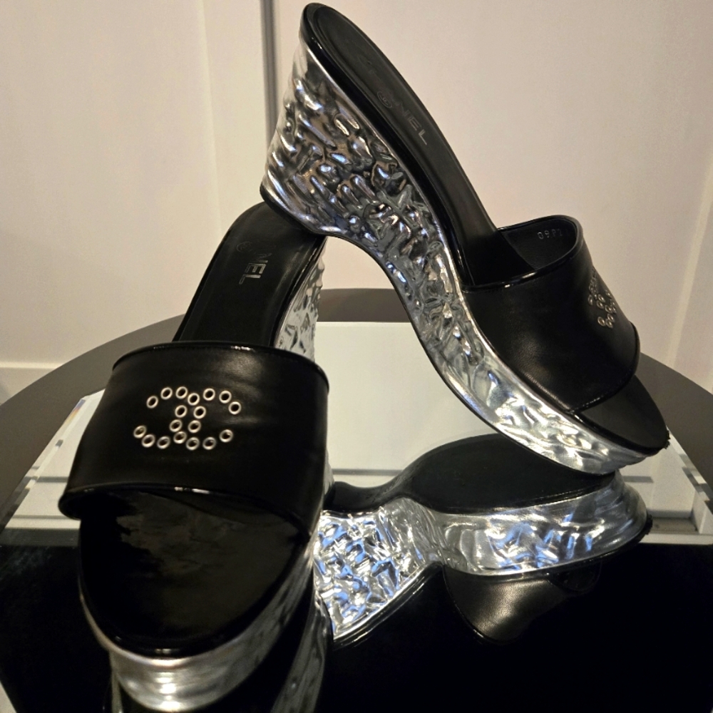 Chanel wedges